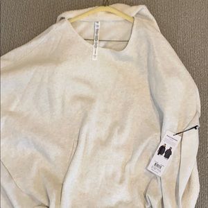 Ali yoga wrap poncho